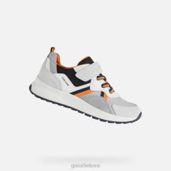 XV061393 briezie berniukas baltas Geox