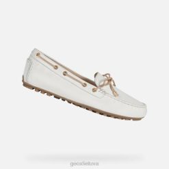 XV06387 liūdna moteris beveik baltas/smėlis Geox